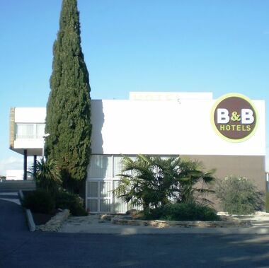 © B&B - <em>B&B</em>