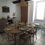 © La Maison Mireille espace repas - <em>La Maison Mireille 84</em>