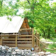 © cabane gravières camping la chataigneraie - <em>la chataigneraie</em>