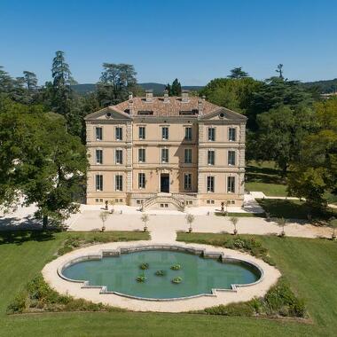 © Hôtel Restaurant Château de Montcaud - <em>Château de Montcaud</em>