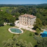 © Hôtel Restaurant Château de Montcaud - <em>Château de Montcaud</em>