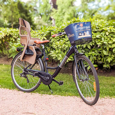 © Location de vélos mécaniques avec porte-bébé à Vienne - <em>Vienne Condrieu Tourisme</em>