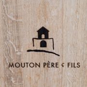 © Mouton Père & Fils - <em>InstapadesStudio</em>