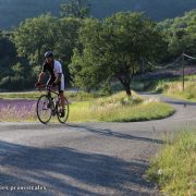 © La vallée en mosaïque - <em>PNR Baronnies provençales</em>