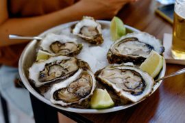 Matinée huîtres à la Brasserie Les Lieux Dits