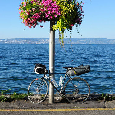 © Bike-packing au long du Léman - <em>France Vélo Tourisme</em>